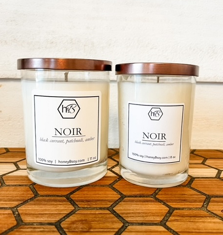 hand poured soy candle noir black currant patchouli amber masculine scented nontoxic wax melts