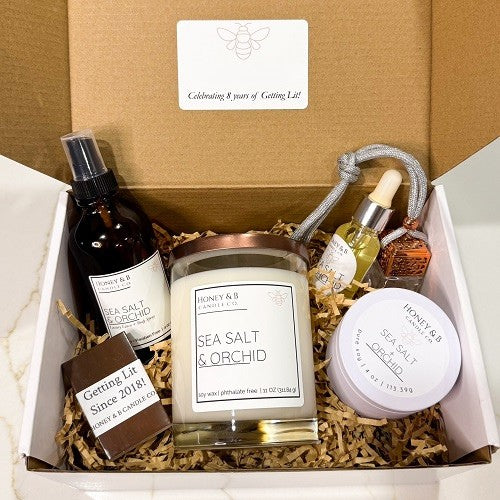 THE ESSENTIALS BOX